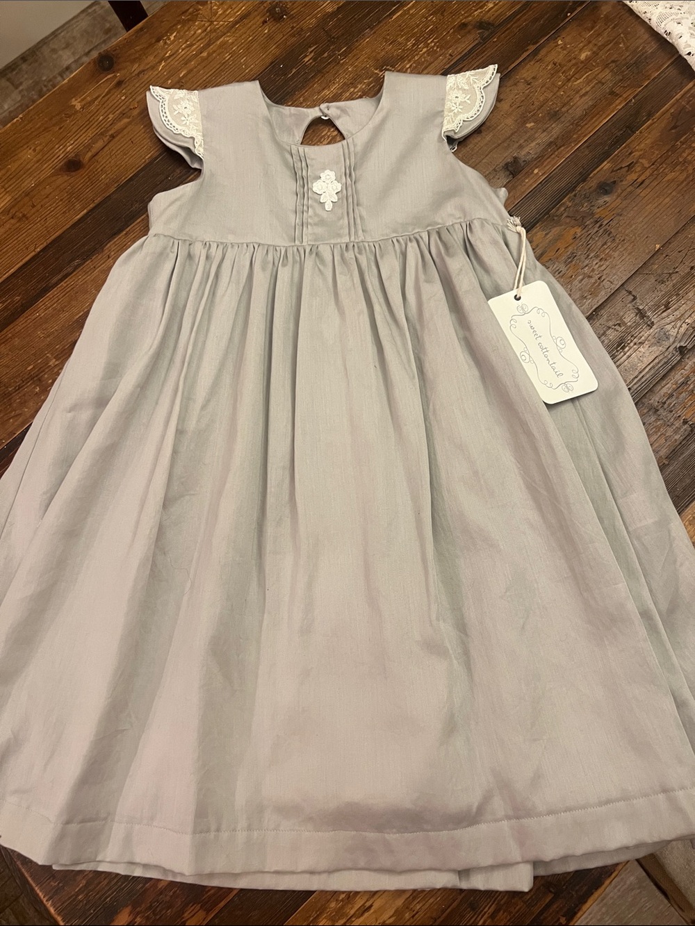 Sweet cottontail Girls' Light Gray Lace-Trim Dress size 6